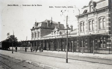 Virton-St Mard-int gauche-wagons et machines  (4).jpg